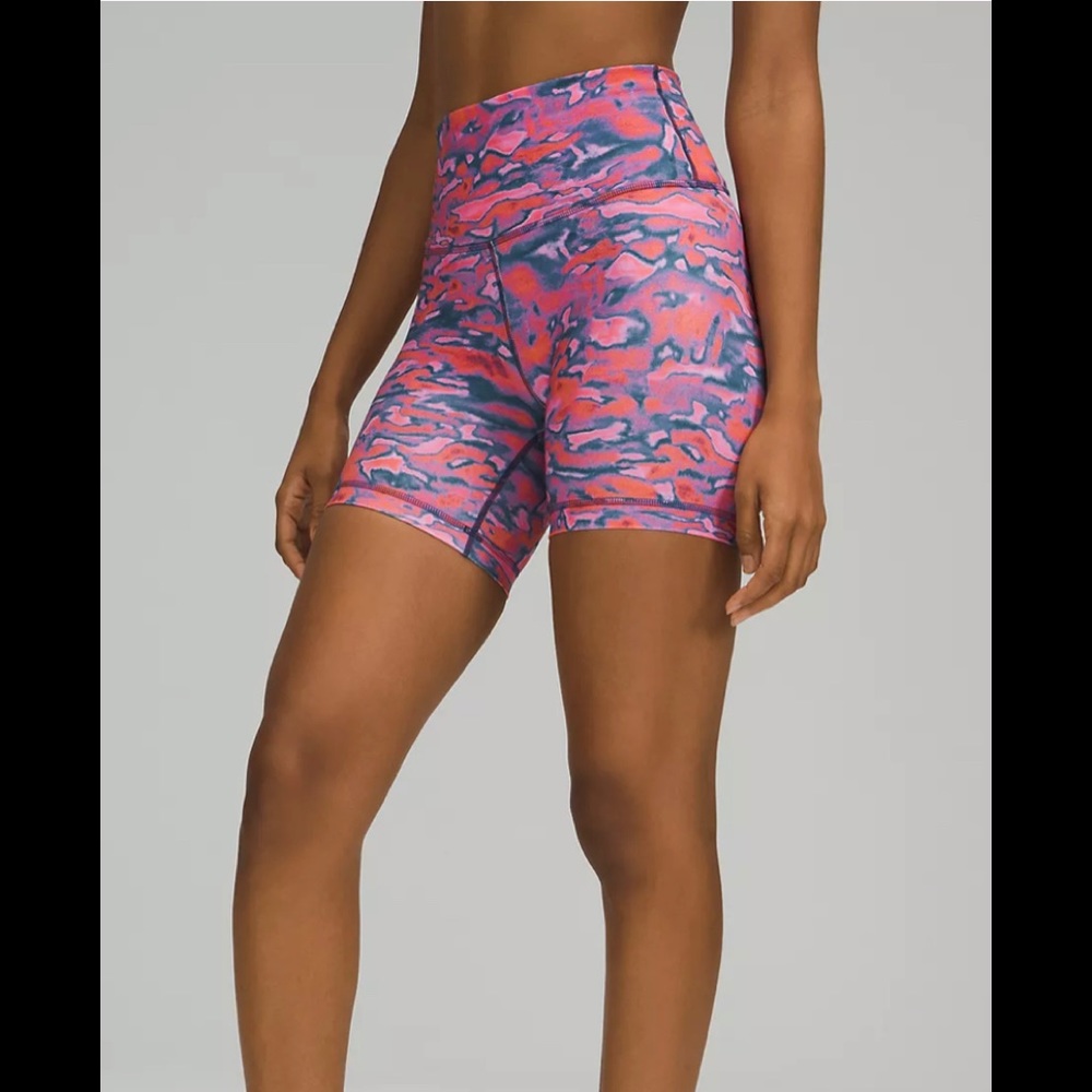 Lululemon🍋Wunder Train High-Rise Short 6" size 6